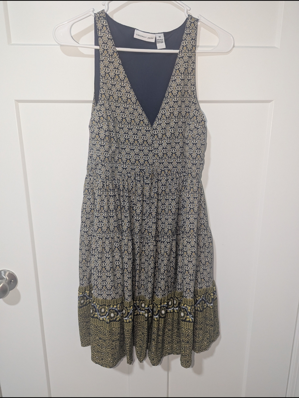 Sincerely Jules Navy and Cream Printed V-Neck Midi Dress